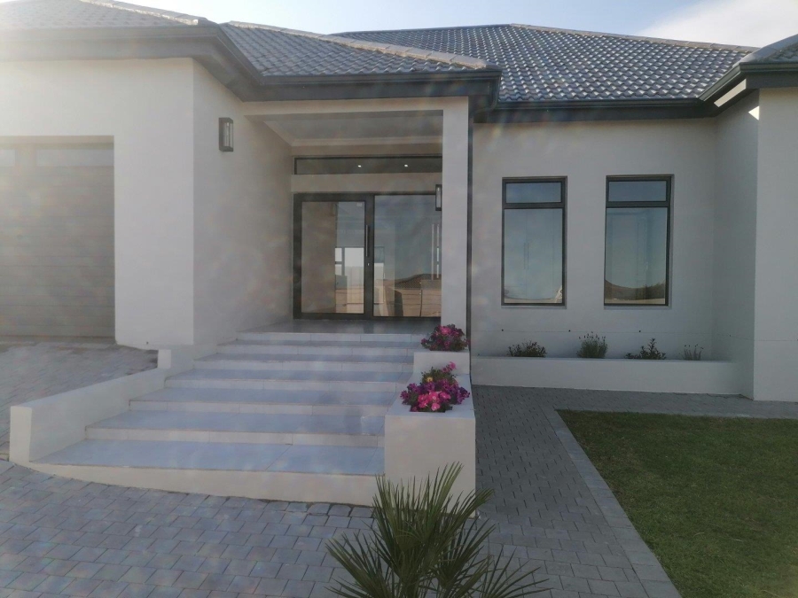 4 Bedroom Property for Sale in Fountains Estate Eastern Cape